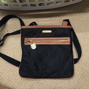 Michael kors crossbody
